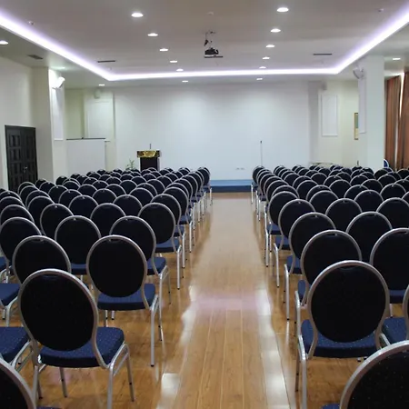 Bleart Hotell Škalngur