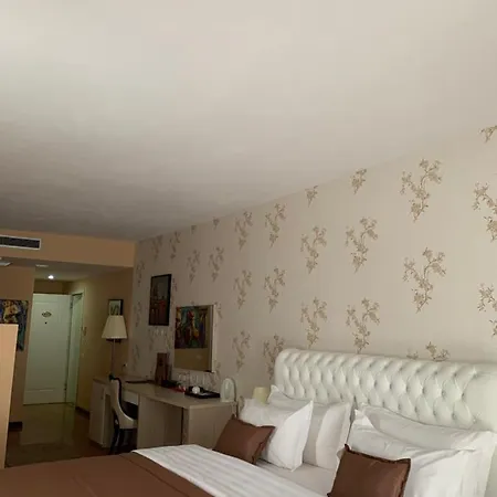 Bleart Hotel Shkallnur